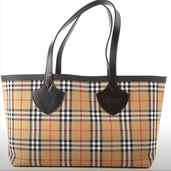 Burberry Bag - Picture 1 of 5
